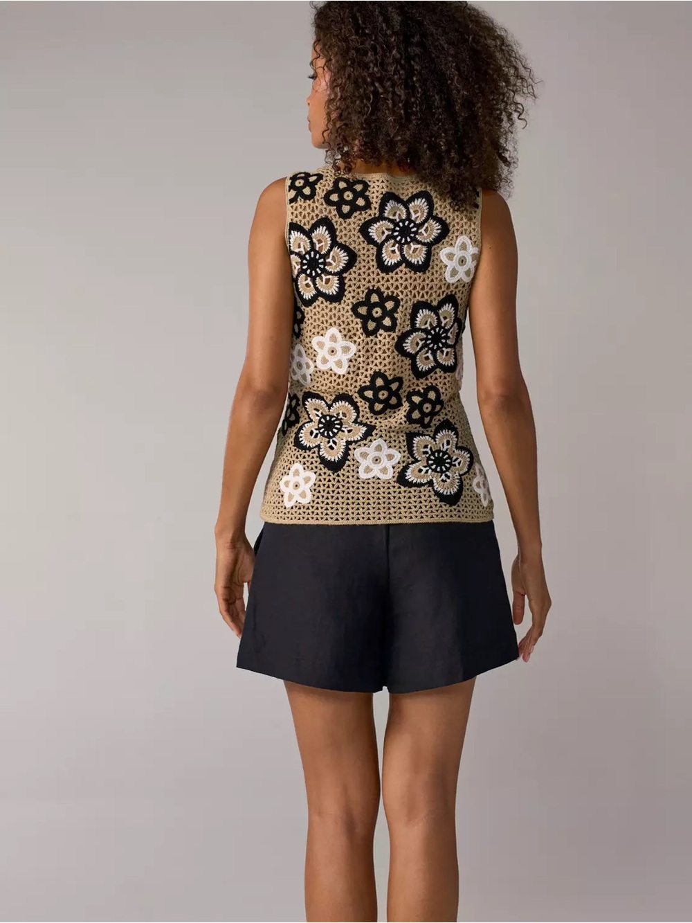 Boston Proper tan crochet floral knit vest XXS/xS - Picture 2 of 10